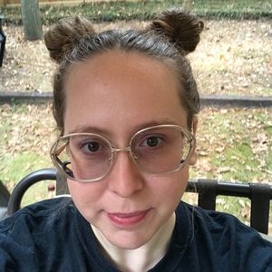 Meet your Posher, Rebecca